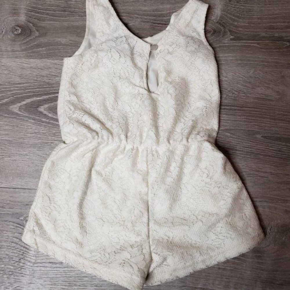 Limited Too Girls white Lace Romper 6X Sleeveless Scoop Neck Back Button Closure - Picture 3 of 4